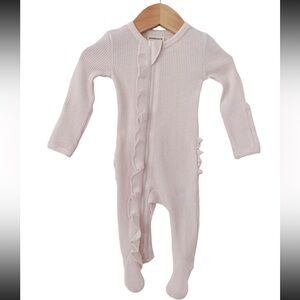 Spearmint Love - Organic Waffle Ruffle Zip Footie, Snow